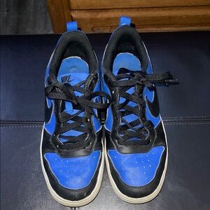 Nike Black and Blue Athletic Shoes
